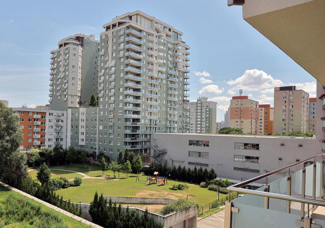 Luxury Grand Apartments By Bratislavatrip Exteriér fotografie